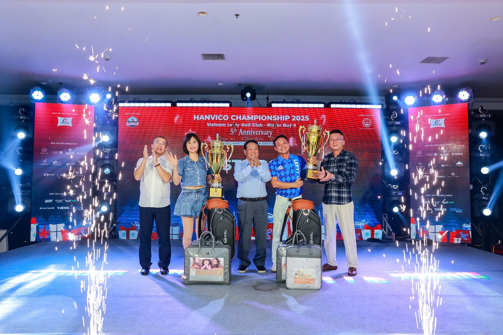 Z7328522718405 0ecc14936275017bc1c38e2a1692bb81